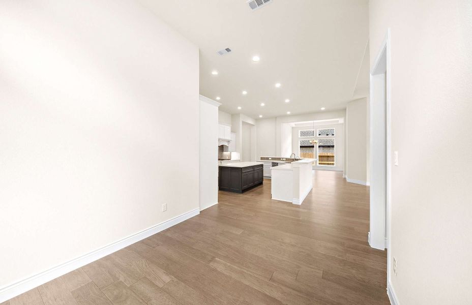 Representative unfurnished interior of a home built from the 3030AU by Ravenna Homes in Audubon 60′, Magnolia (Image 23).