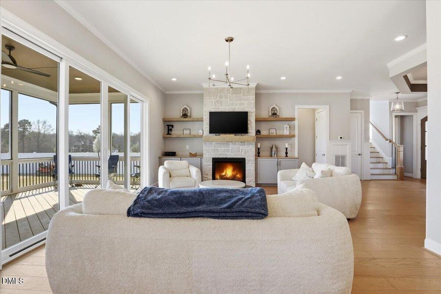 29-110 Summerlin Dr-29