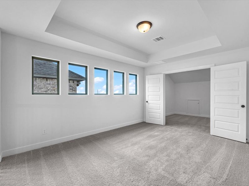 Spacious, unfurnished interior of a new home in The Colony - 50', Bastrop (Image 15). Spacious, unfurnished interior of a new home in The Colony - 50', Bastrop (Image 15).