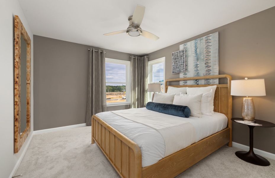 Representative furnished interior of a home built from the Sedona by Pulte Homes in Mailman Post, Knightdale (Image 16).