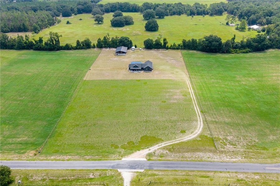 Natural landscape and outdoor views near in Bell (Image 60). Natural landscape and outdoor views near in Bell (Image 60).