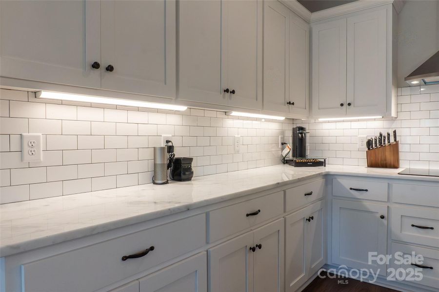 Image 32 of a home in .