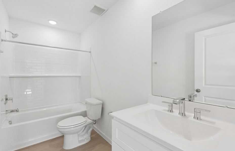 Furnished interior view inside a new home in Montgomery Bend, Montgomery (Image 9).