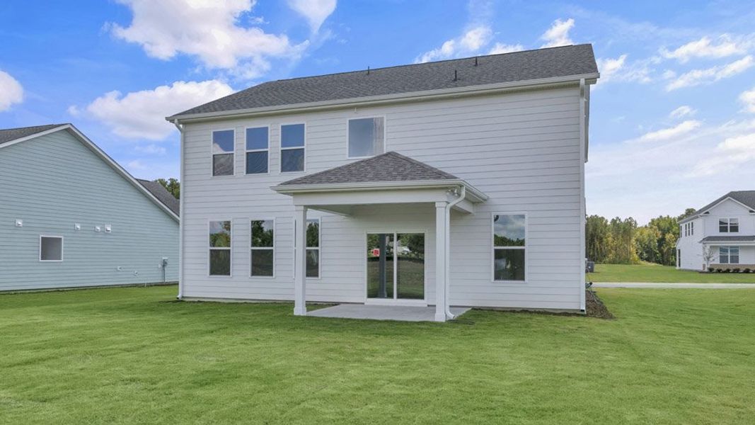 Representative exterior photo of a completed home built from the EDISTO by D.R. Horton in Eagle Creek, Fuquay Varina, NC (Image 24).