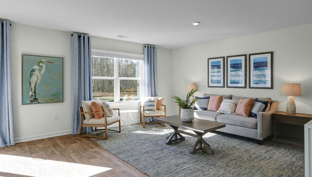 Furnished interior view inside a new home in Holly Oaks, Statesboro (Image 10).
