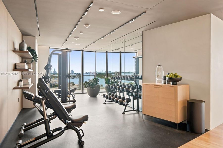 Community amenities in , Miami (Image 46). Community amenities in , Miami (Image 46).