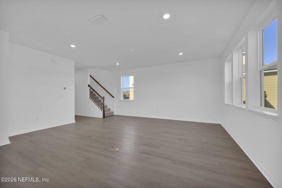 Spacious, unfurnished interior of a new home in The Preserve at Bannon Lakes, St. Augustine (Image 13).