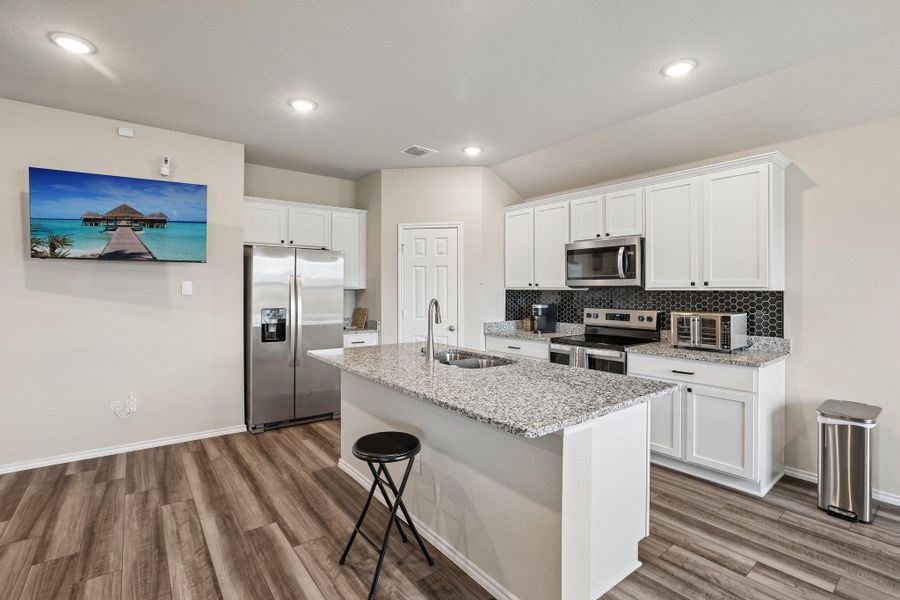 Furnished interior view inside a new home in , Copperas Cove (Image 10).