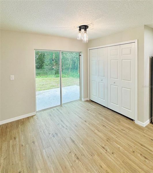 Spacious, unfurnished interior of a new home in , Lakeland (Image 13).