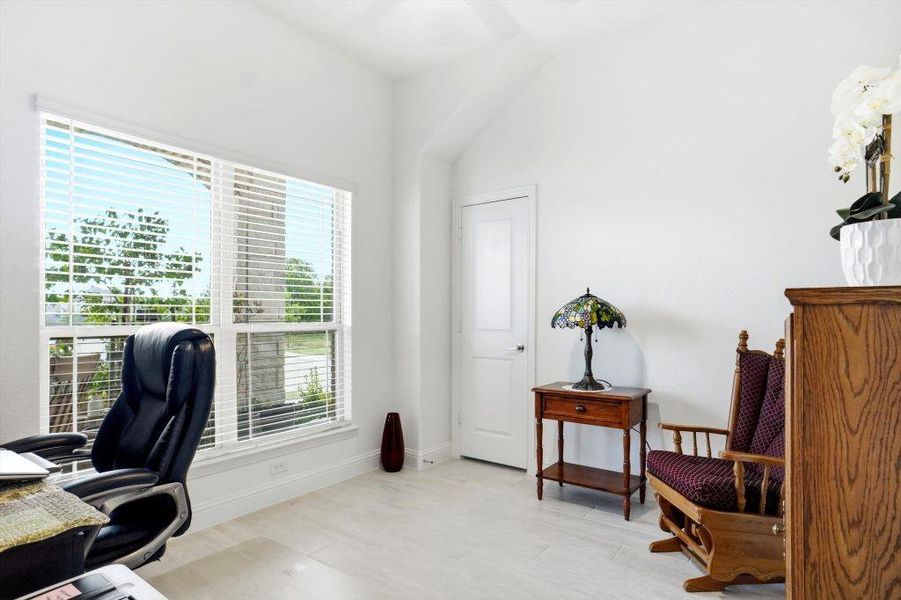 Furnished interior view inside a new home in Star Ranch, Godley (Image 28).