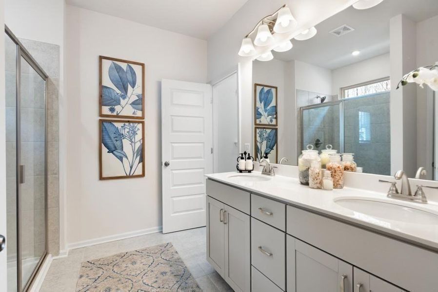 Furnished interior view inside a new home in Jones Ridge, Dallas (Image 18).