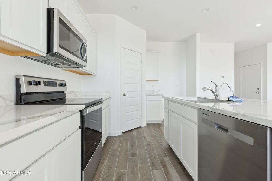 Package May Vary Package May Vary