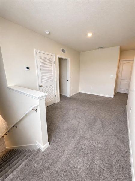 Spacious, unfurnished interior of a new home in , Kissimmee (Image 29).