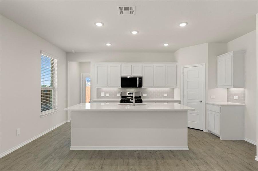 14. 2508 Breakaway - Kitchen