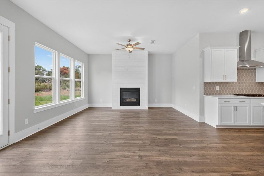 Spacious, unfurnished interior of a new home in Red Bird Manor, Jefferson (Image 28). Spacious, unfurnished interior of a new home in Red Bird Manor, Jefferson (Image 28).