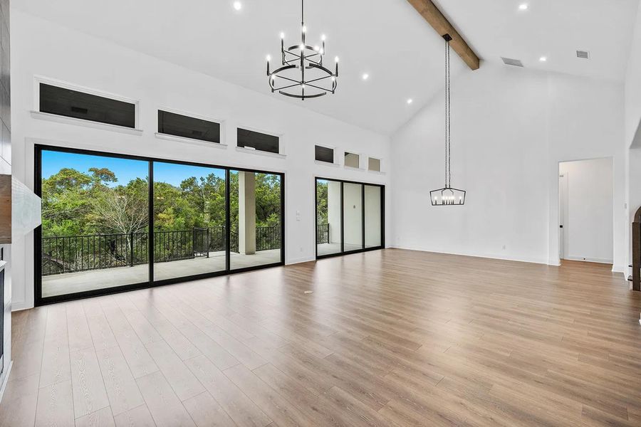 Grantley G family room