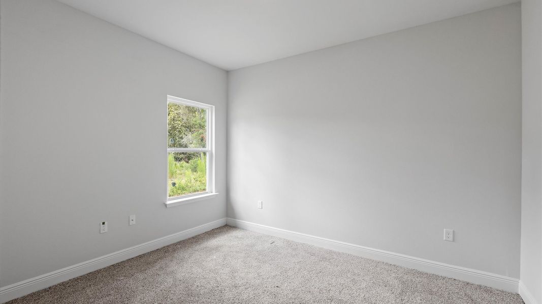 Spacious, unfurnished interior of a new home in Greystone, Crawfordville (Image 37).