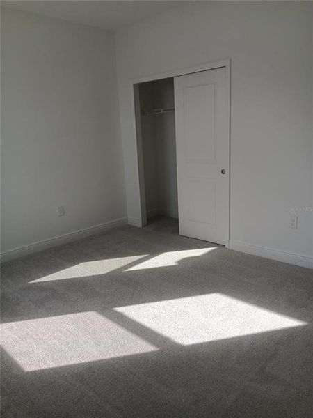 Spacious, unfurnished interior of a new home in , Orlando (Image 26).