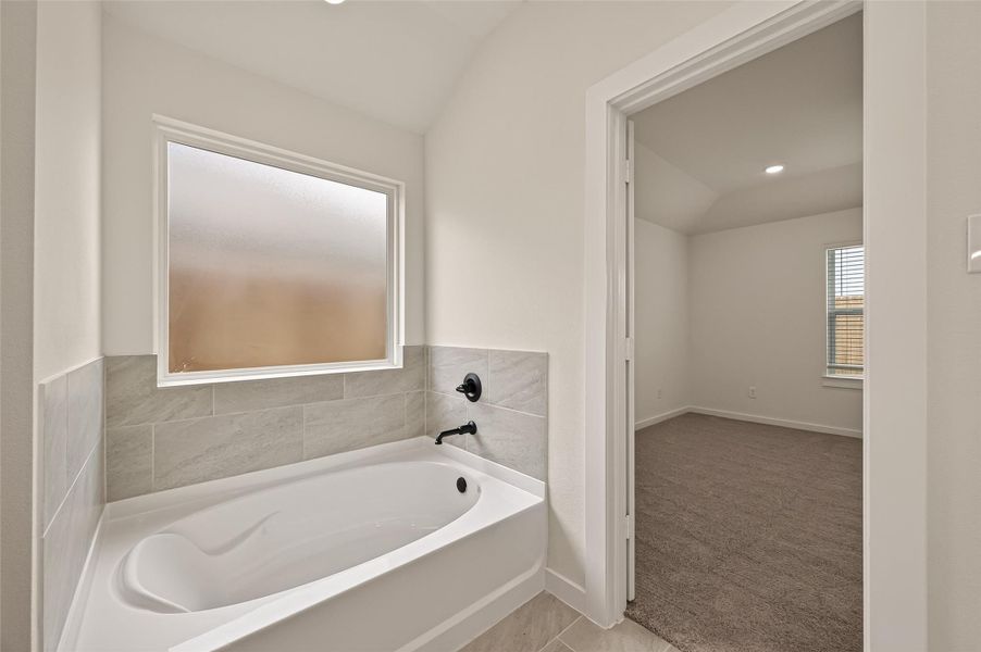 Furnished interior view inside a new home in Foxtail Palms, Manvel (Image 17). Furnished interior view inside a new home in Foxtail Palms, Manvel (Image 17).