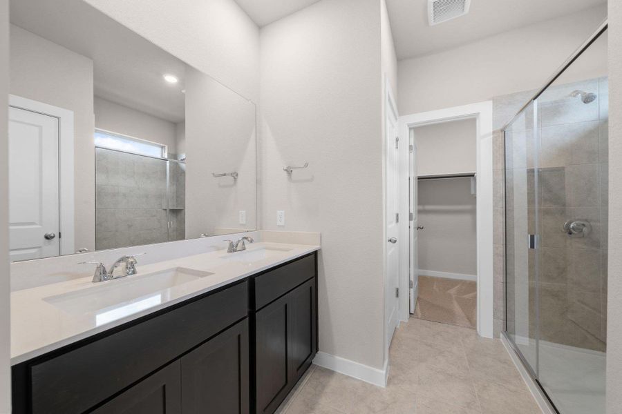 Furnished interior view inside a new home in Briarwood, Elgin (Image 11).