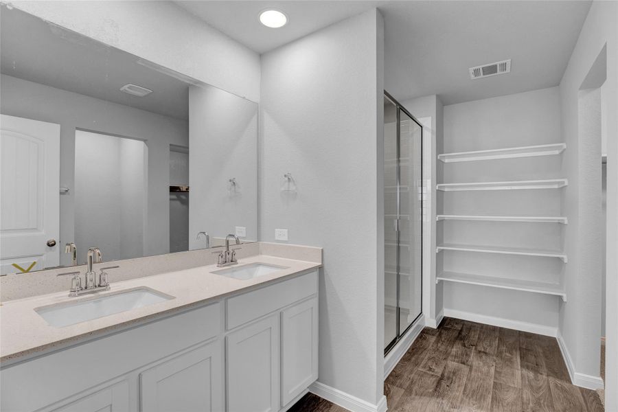 Furnished interior view inside a new home in Southgrove, Kyle (Image 6).