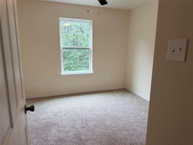 Spacious, unfurnished interior of a new home in , Willis (Image 12).