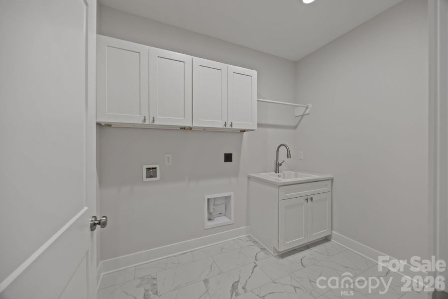 Spacious, unfurnished interior of a new home in , Statesville (Image 22). Spacious, unfurnished interior of a new home in , Statesville (Image 22).