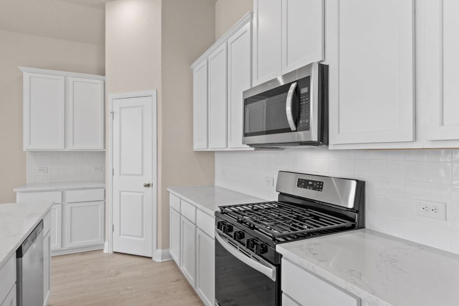 4br New Home in Fort Worth, TX. - Slide 14 4br New Home in Fort Worth, TX. - Slide 14