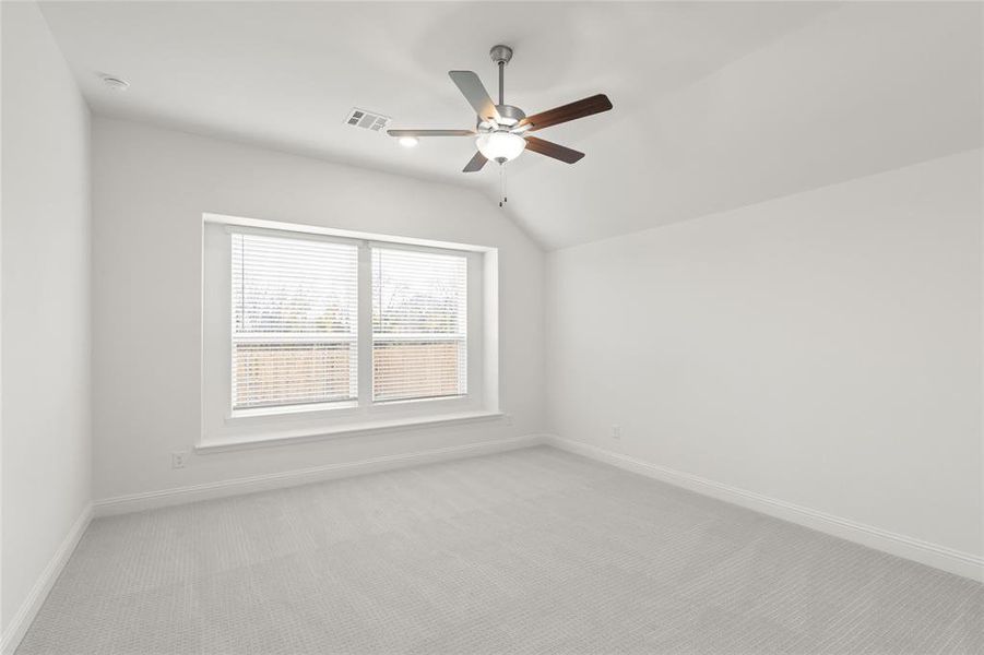 Garland_08_Representative Photo