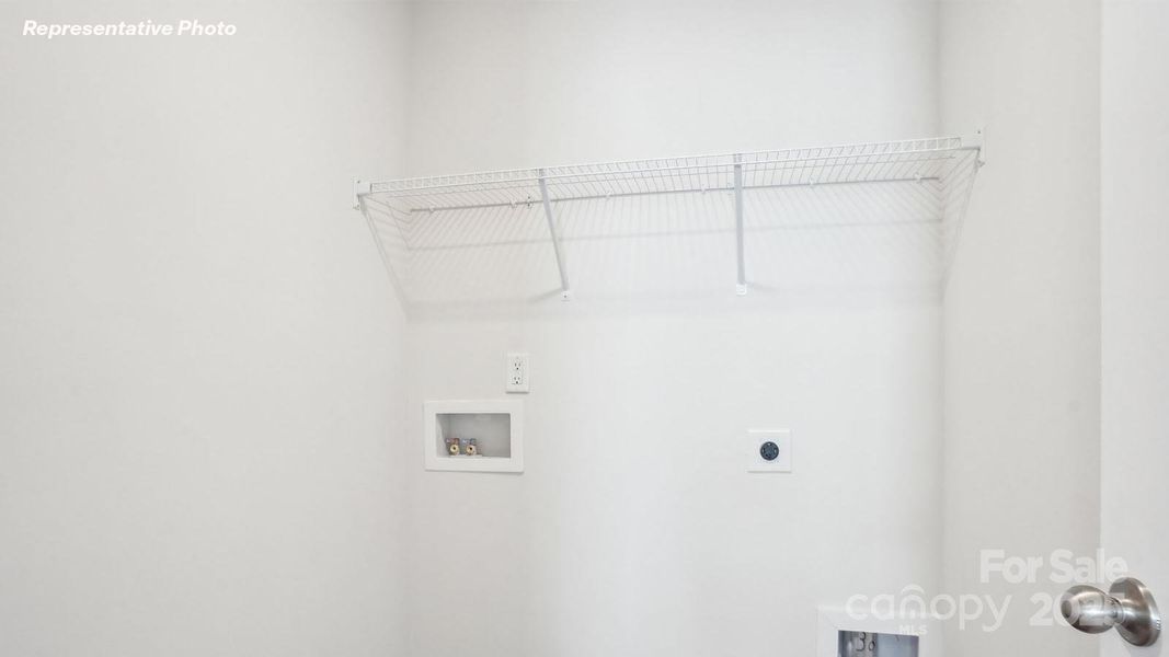 Image 33 of a home in Reedy Creek Preserve.