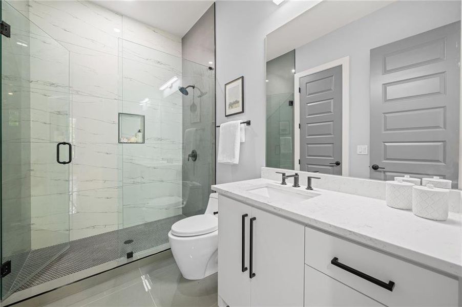 Furnished interior view inside a new home in , Alpharetta (Image 19).
