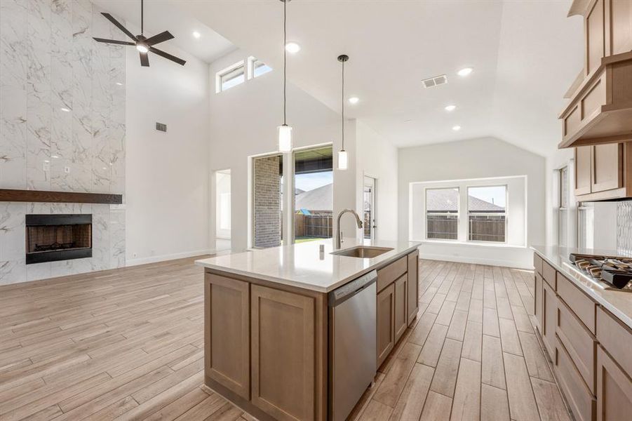 Furnished interior view inside a new home in Bear Creek Classic 50, Lavon (Image 8).