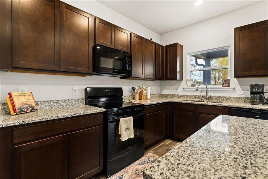 Furnished interior view inside a new home in Garrett Preserve, Hiram (Image 41).
