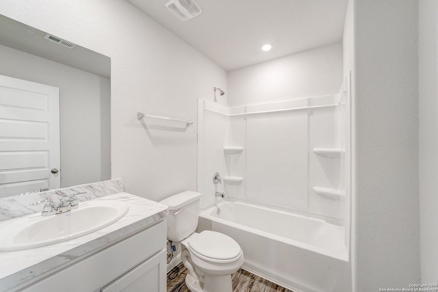 Furnished interior view inside a new home in Las Colinas, Kenedy (Image 3). Furnished interior view inside a new home in Las Colinas, Kenedy (Image 3).