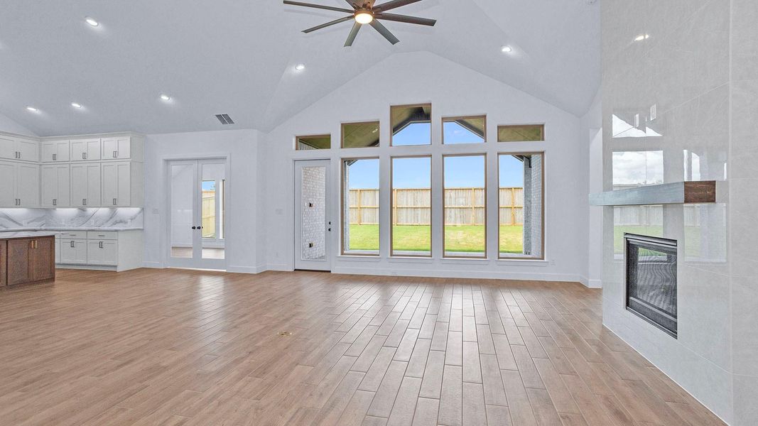 Spacious, unfurnished interior of a new home in Audubon, Magnolia (Image 18).