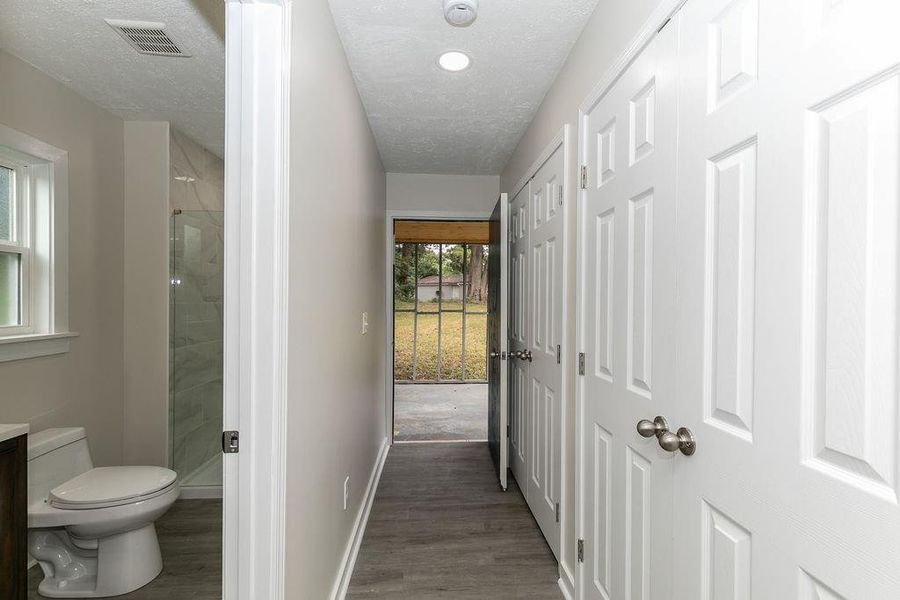 Spacious, unfurnished interior of a new home in , Atlanta (Image 40). Spacious, unfurnished interior of a new home in , Atlanta (Image 40).