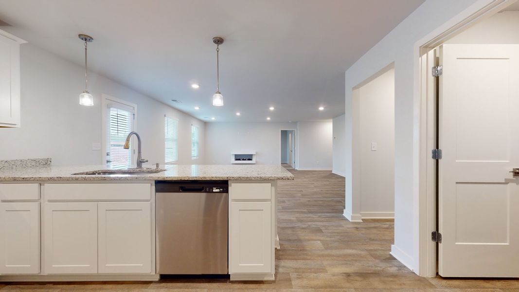 5br New Home in Fairburn, GA.  - Slide 19