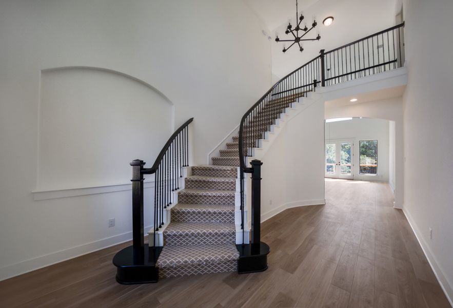 Representative unfurnished interior of a home built from the The Travis by Whitestone Custom Homes in Johnson Ranch, Bulverde (Image 25).