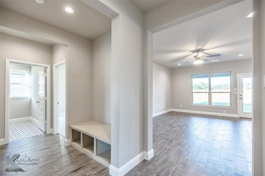 Spacious, unfurnished interior of a new home in , Abilene (Image 26).