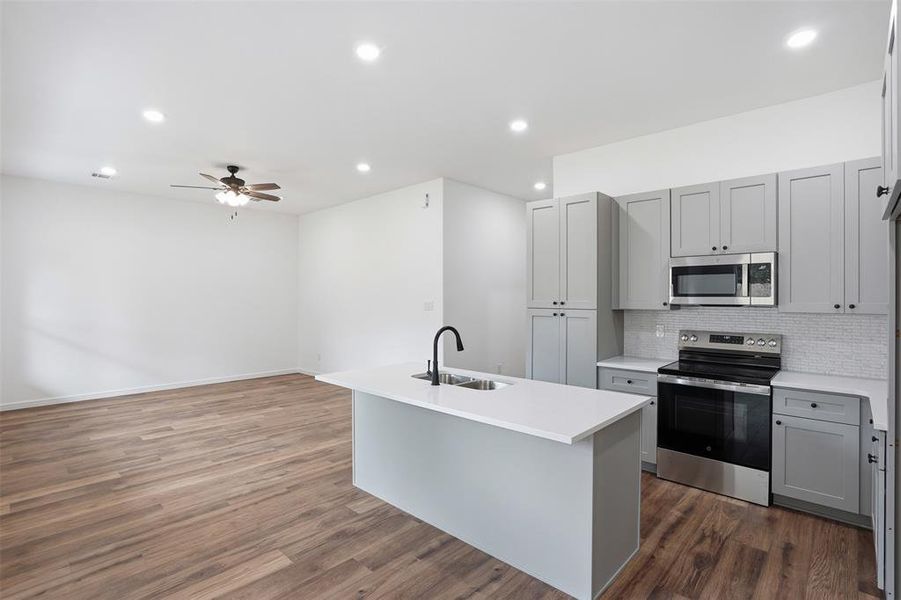 Furnished interior view inside a new home in , Granbury (Image 5).