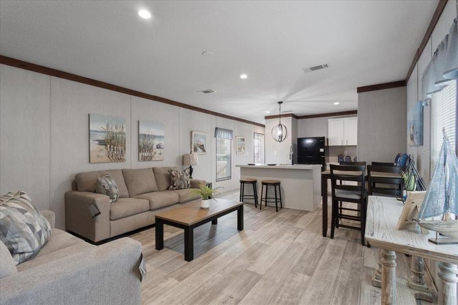 Furnished interior view inside a new home in , Chiefland (Image 6).