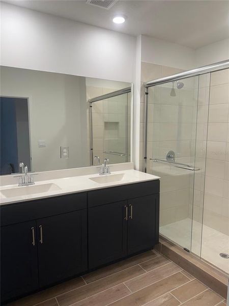 Furnished interior view inside a new home in , Homestead (Image 11).