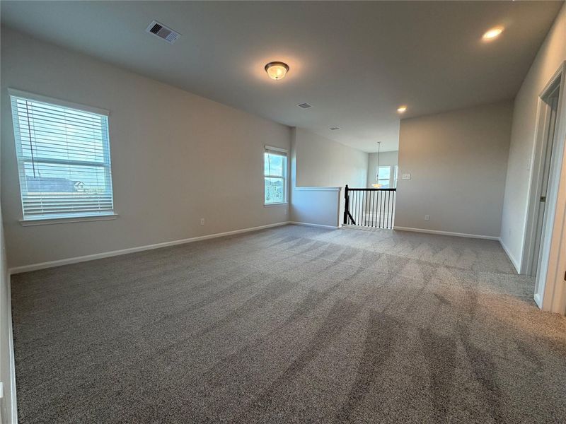 The Robin II- Loft/Game Room