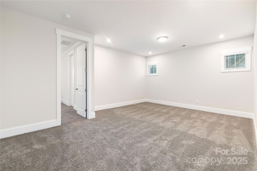 Spacious, unfurnished interior of a new home in Riverwalk, Rock Hill (Image 20).