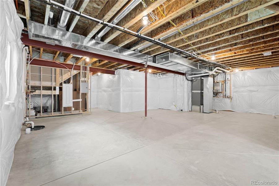 Spacious, unfurnished interior of a new home in Harmony at Solstice, Littleton (Image 34). Spacious, unfurnished interior of a new home in Harmony at Solstice, Littleton (Image 34).