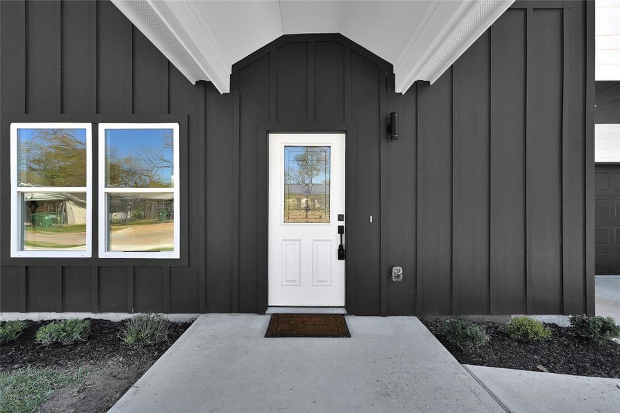 Exterior details and patio area of a home in , Houston (Image 3).