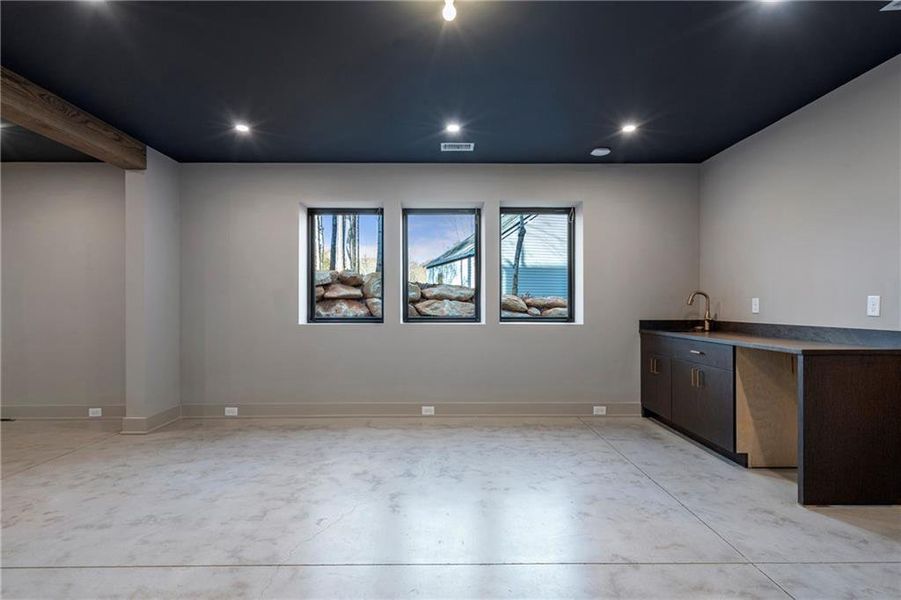 Spacious, unfurnished interior of a new home in Aster, Roswell (Image 34). Spacious, unfurnished interior of a new home in Aster, Roswell (Image 34).