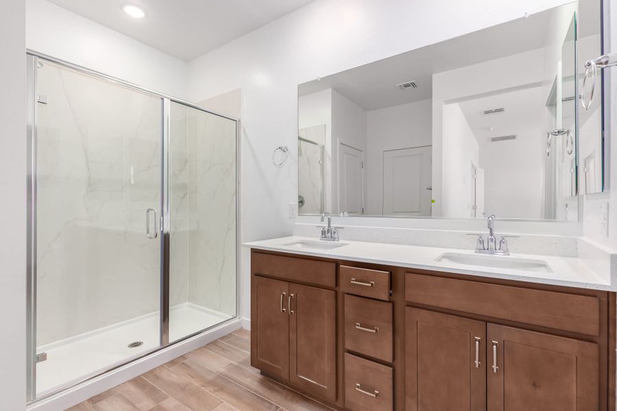 Lot 35 | Primary Bathroom | Madera | Wildera – Canyon Series | New Homes in San Tan Valley, AZ | Landsea Homes