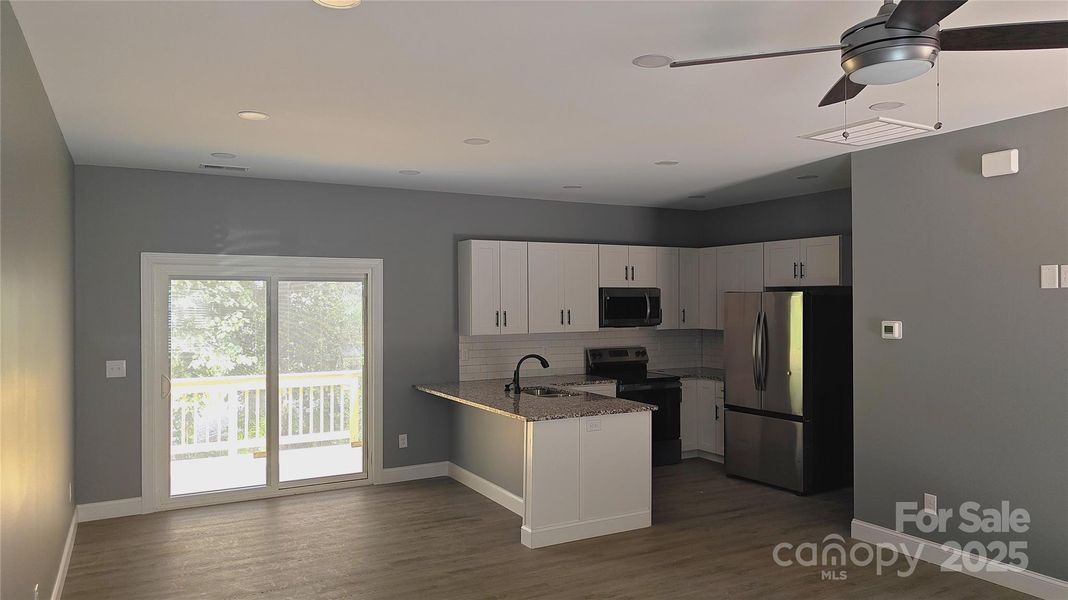 Furnished interior view inside a new home in , Gastonia (Image 7).