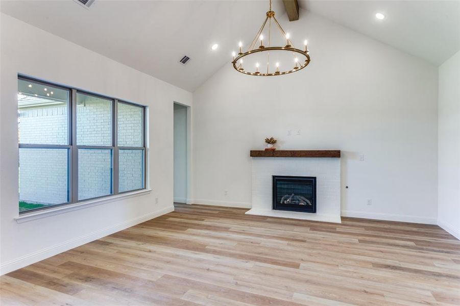 Spacious, unfurnished interior of a new home in The Lakes at Parks of Aledo, Aledo (Image 11).